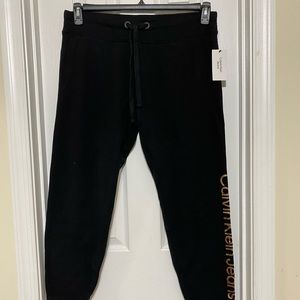 Calvin Klein Jeans Women’s sweat pant.Size L. Color black